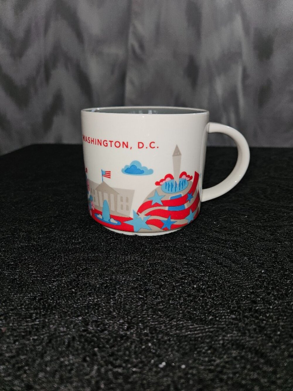 Starbucks "You Are Here" 14 oz capacity Collector's Mug - Washington DC (2015)